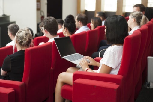 Destiné aux cadres de la Sécurité sociale non titulaires du titre d’ancien élève, répondant aux conditions d’expérience et/ou de diplôme (voir critères détaillés).